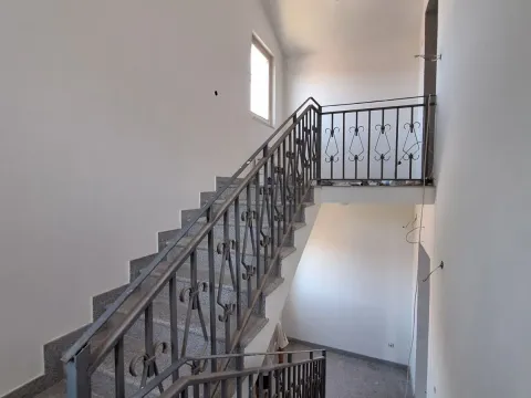 Rent, office space, 72m², Gornja Gorica, Podgorica - image 8