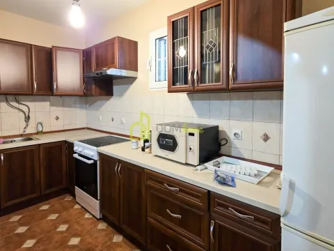 Izdavanje, kuća, 130m², Dahna, Podgorica - image 8