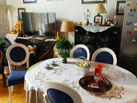 Sale, house, 232m², Centar, Pančevo - image 4