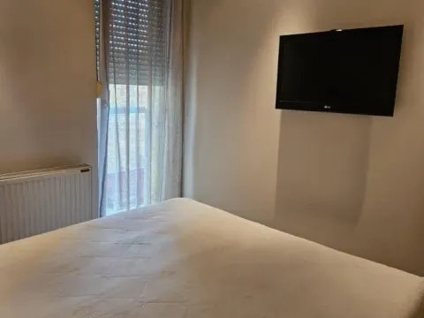 Izdavanje, trosoban stan, 70m², Grbavica, Novi Sad Sve Podlokacije - image 9