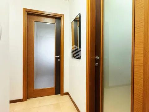 Izdavanje, dvosoban stan, 55m², Stari Aerodrom, Podgorica - image 13