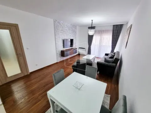 Izdavanje, dvosoban stan, 69m², Master Kvart, Podgorica - image 4