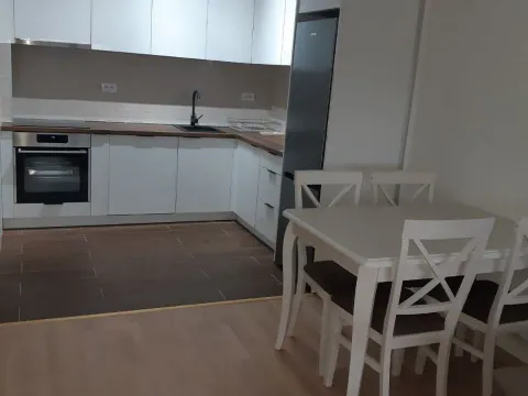 Izdavanje, jednosoban stan, 44m², Pobrežje, Podgorica - image 12