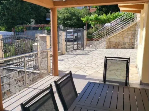Prodaja, kuća, 167m², Utjeha, Bar - image 8