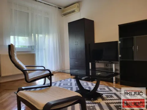 Izdavanje, garsonjera, 28m², Grbavica, Novi Sad Sve Podlokacije - image 11