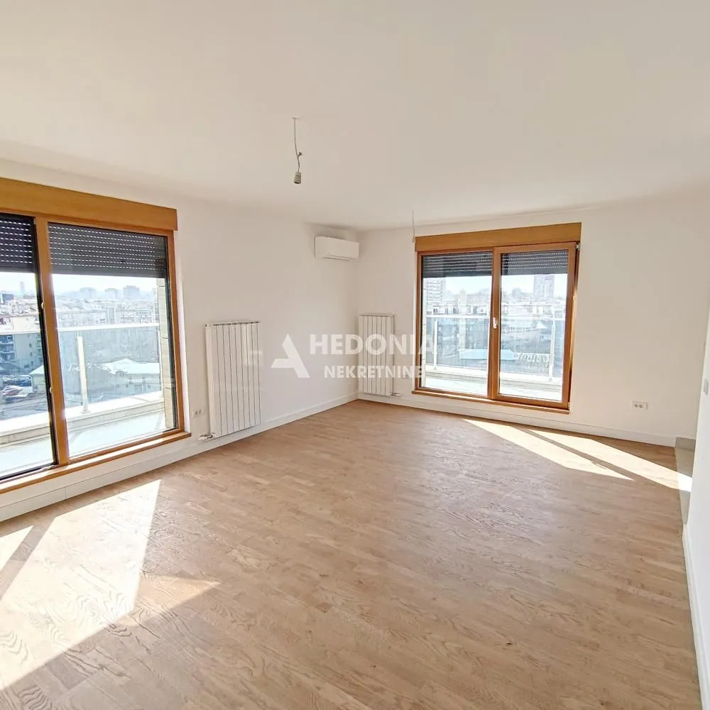 Rent, office space, 131m², Zemun Sve Podlokacije, Beograd