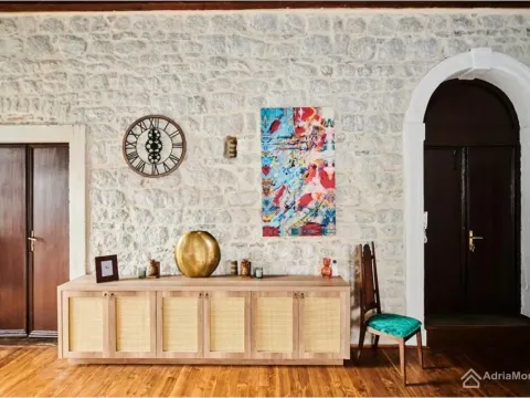 Sale, two bedroom apartment, 129m², Dobrota, Kotor - image 4