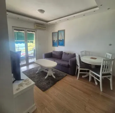 Rent, one bedroom apartment, 37m², Donja Lastva, Tivat - image 2