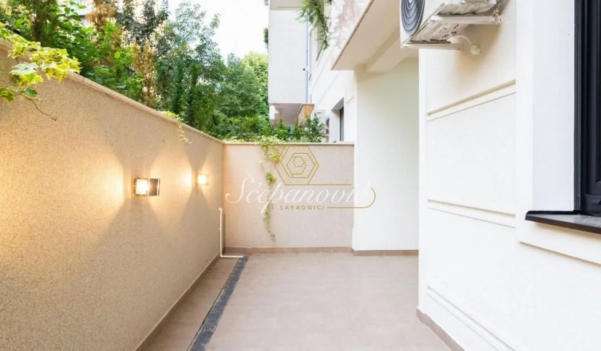 Sale, four bedroom apartment, 96m², Crveni Krst, Beograd