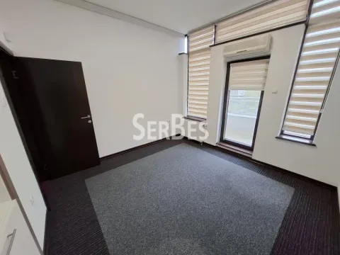 Rent, office space, 171m², Centar, Novi Sad - image 13