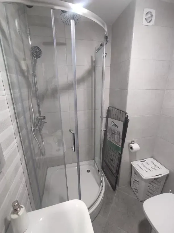 Izdavanje, jednosoban stan, 40m², Zabjelo, Podgorica