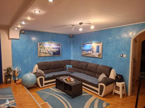 Stan in Voždovac Sve Podlokacije