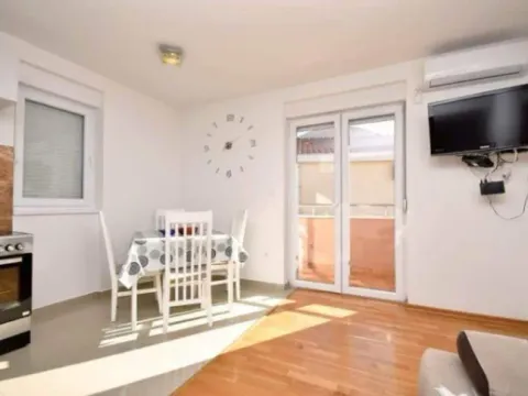 Prodaja, dvosoban stan, 55m², Igalo, Herceg Novi - image 9
