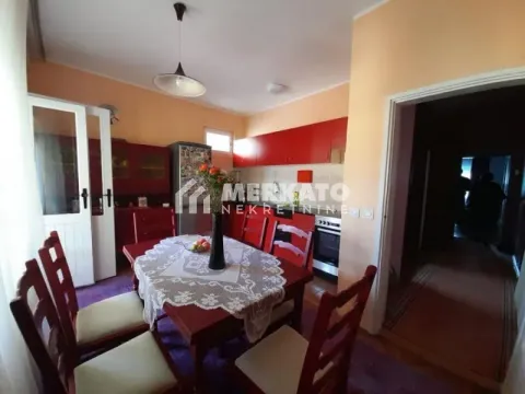 Prodaja, kuća, 136m², Klek, Zrenjanin - image 16