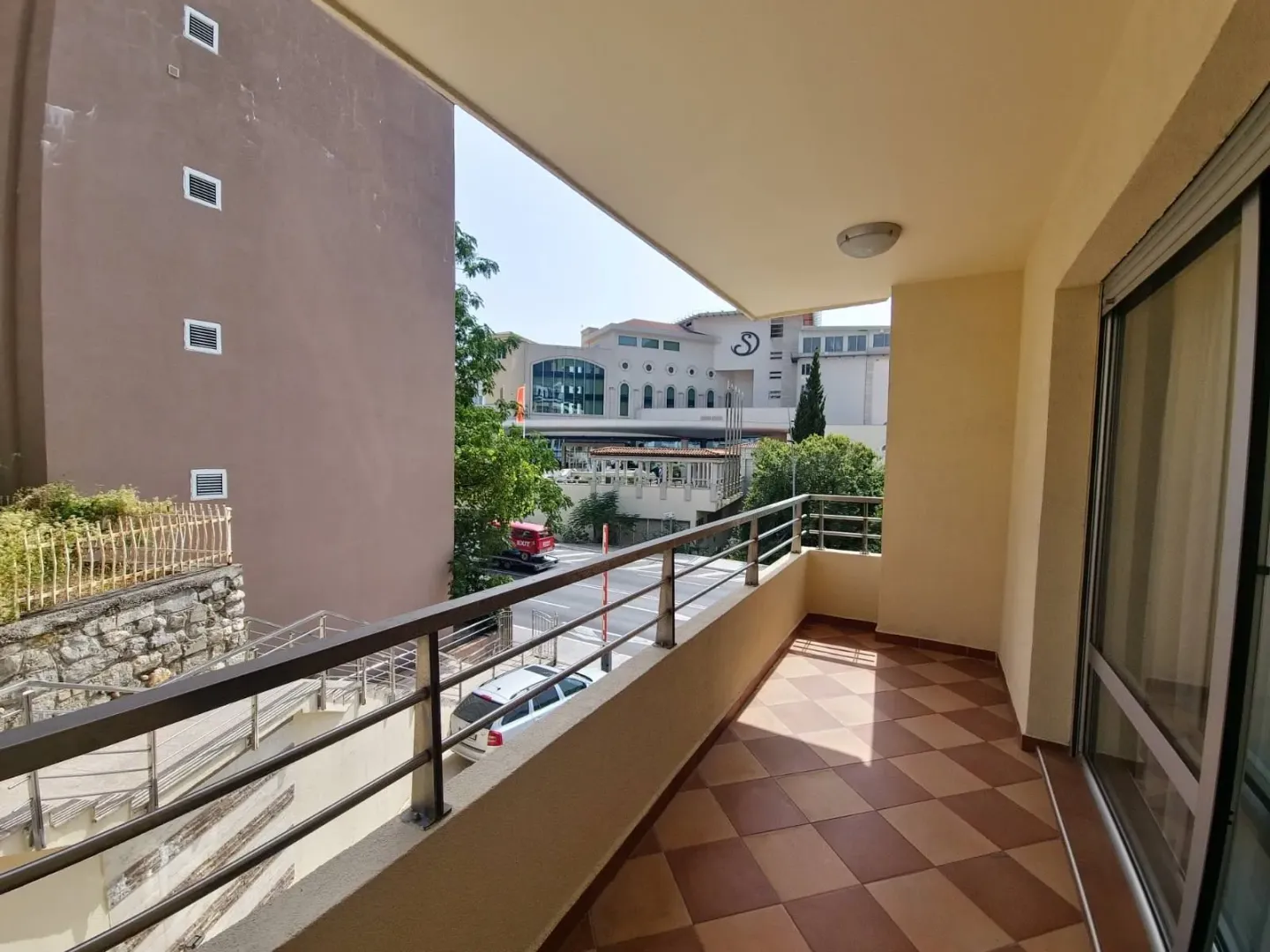 Rent, two bedroom apartment, 110m², Bečići, Budva