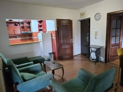 Izdavanje, dvosoban stan, 43m², Bulevar Oslobodjenja, Novi Sad Sve Podlokacije - image 2