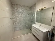 Izdavanje, dvosoban stan, 90m², Preko Morače, Podgorica - image 11