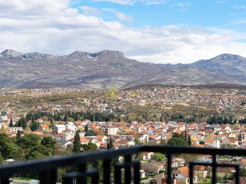 Prodaja, trosoban stan, 102m², Gorica C, Podgorica - image 9