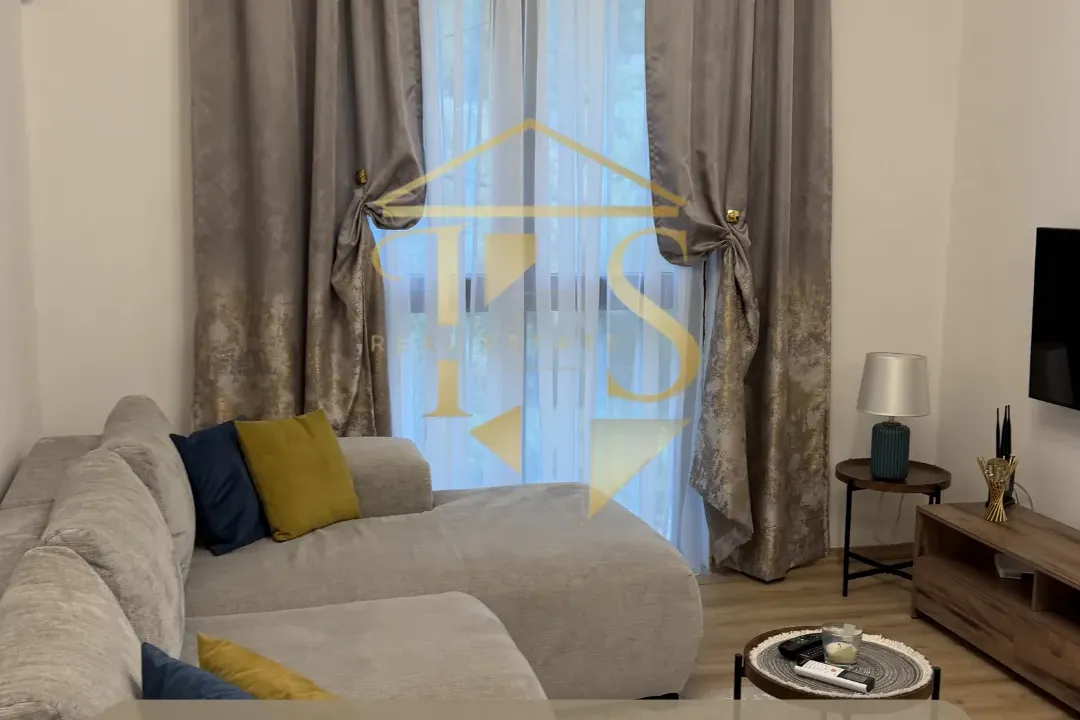 Rent, two bedroom apartment, 75m², Seljanovo, Tivat