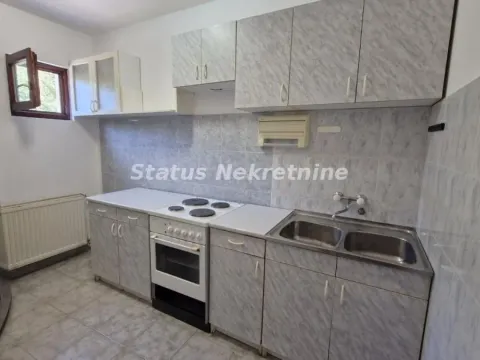 Izdavanje, dvosoban stan, 42m², Centar, Novi Sad - image 3