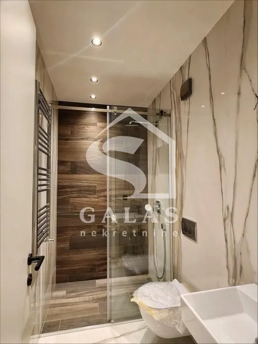 Sale, three bedroom apartment, 121m², Autokomanda, Voždovac Sve Podlokacije