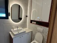 Izdavanje, kuća, 220m², Donja Gorica, Podgorica - image 8