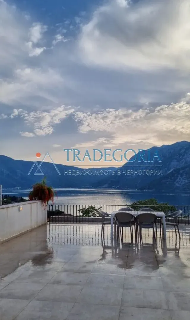 Prodaja, kuća, 140m², Risan, Kotor