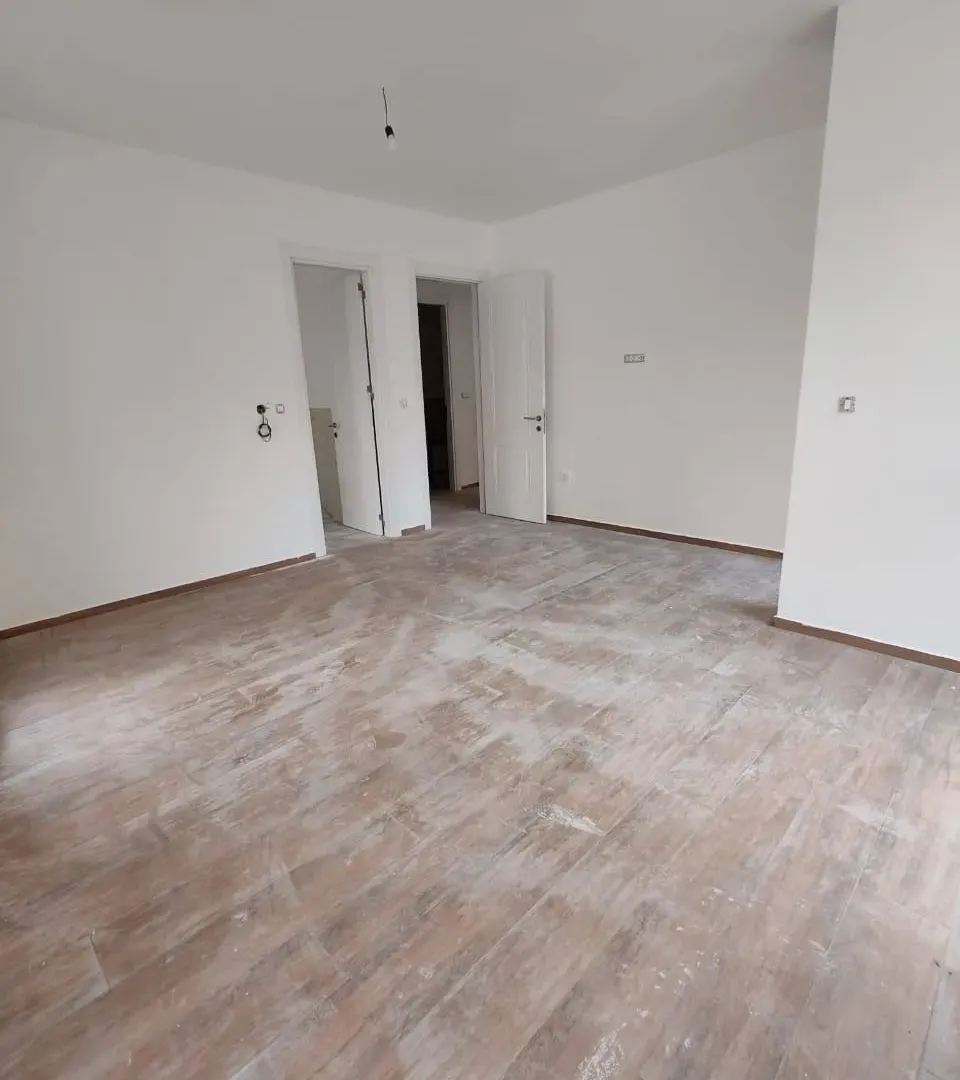 Prodaja, dvosoban stan, 104m², Bečići, Budva