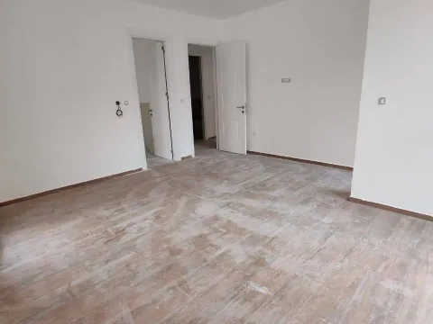 Sale, two bedroom apartment, 104m², Bečići, Budva - image 8