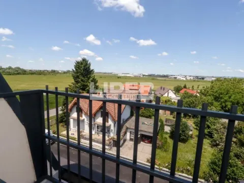 Prodaja, trosoban stan, 70m², Šabac, Srbija - image 17