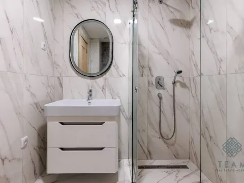 Prodaja, jednosoban stan, 77m², Bečići, Budva - image 10