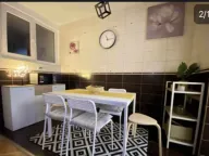 Izdavanje, dvosoban stan, 59m², Centar, Kolašin - image 10