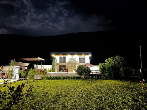 Sale, house, 180m², Radanovići, Kotor - image 17