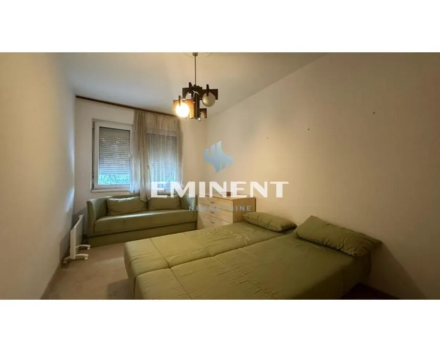 Rent, three bedroom apartment, 67m², Železnik, Beograd