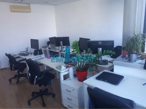 Izdavanje, poslovni prostor, 205m², Stari Grad, Beograd - image 6