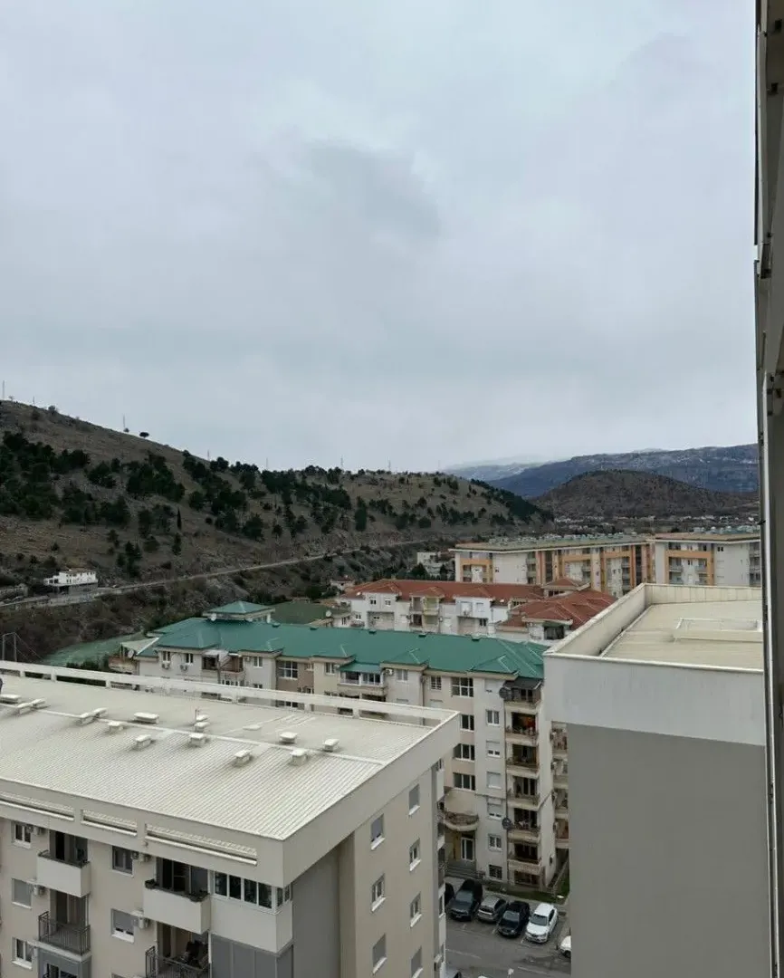 Izdavanje, dvosoban stan, 57m², Zagorič, Podgorica