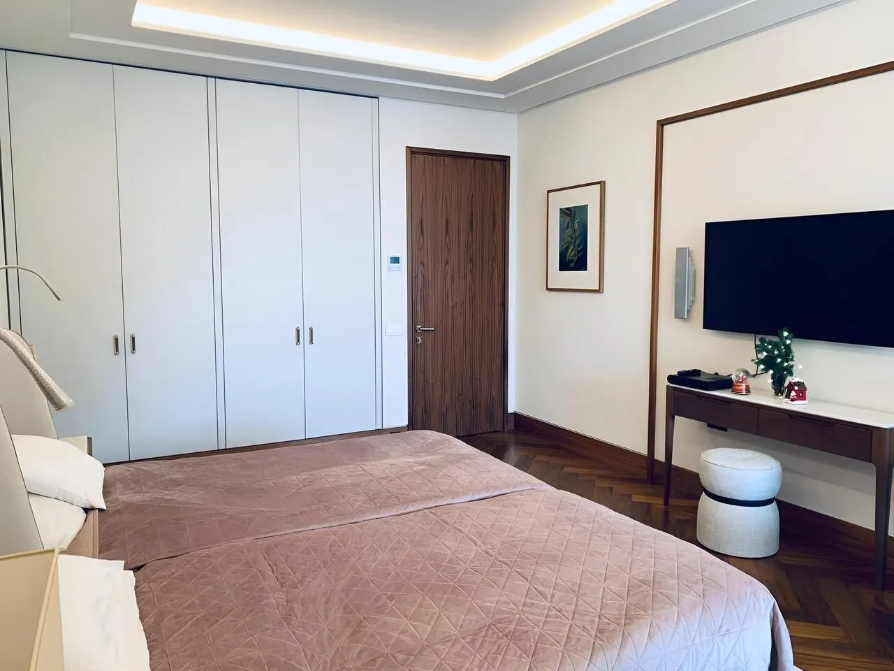 Prodaja, dvosoban stan, 185m², Tivat, Crna Gora