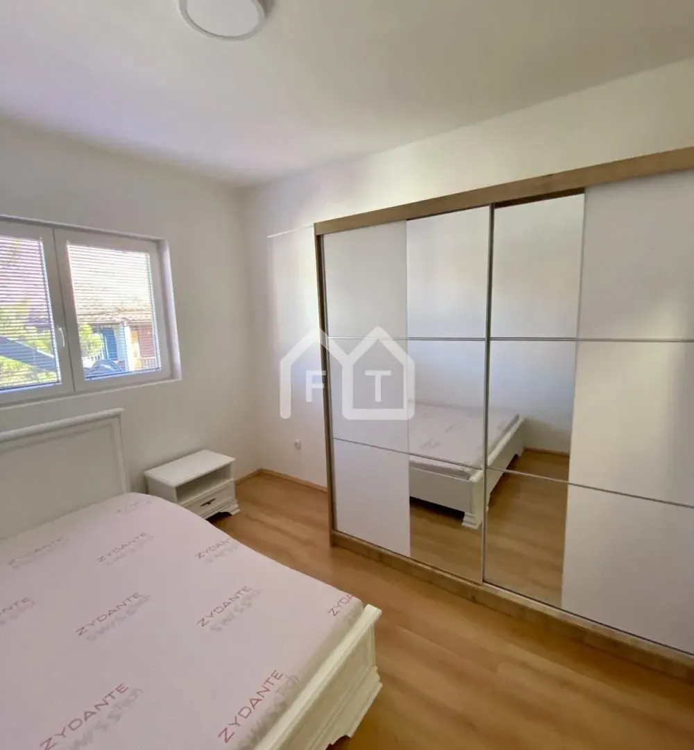 Izdavanje, trosoban stan, 76m², Bežanija, Beograd