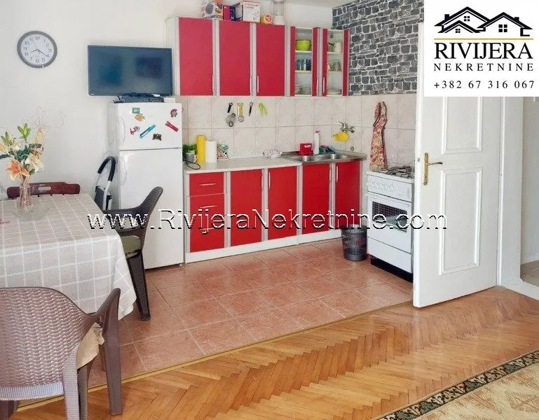 Prodaja, kuća, 196m², Prčanj, Kotor