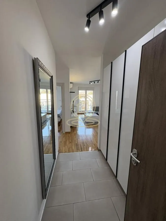 Rent, two bedroom apartment, 52m², Hala Pionir, Palilula Sve Podlokacije