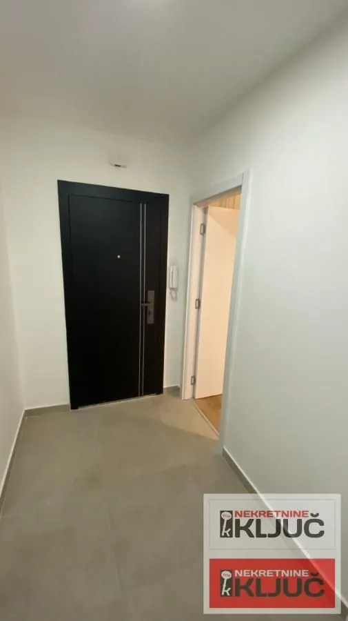 Prodaja, dvosoban stan, 54m², Sajmište, Novi Sad