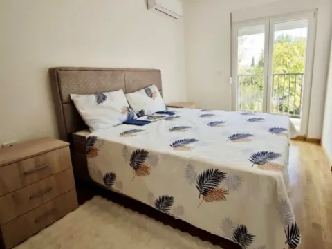 Izdavanje, dvosoban stan, 68m², Stara Varoš, Podgorica - image 5