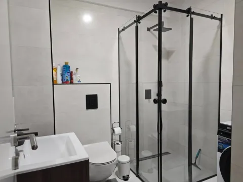 Prodaja, dvosoban stan, 80m², Bečići, Budva - image 7