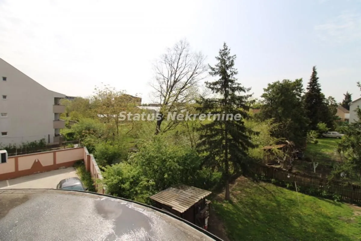 Prodaja, kuća, 416m², Sremska Mitrovica, Srbija