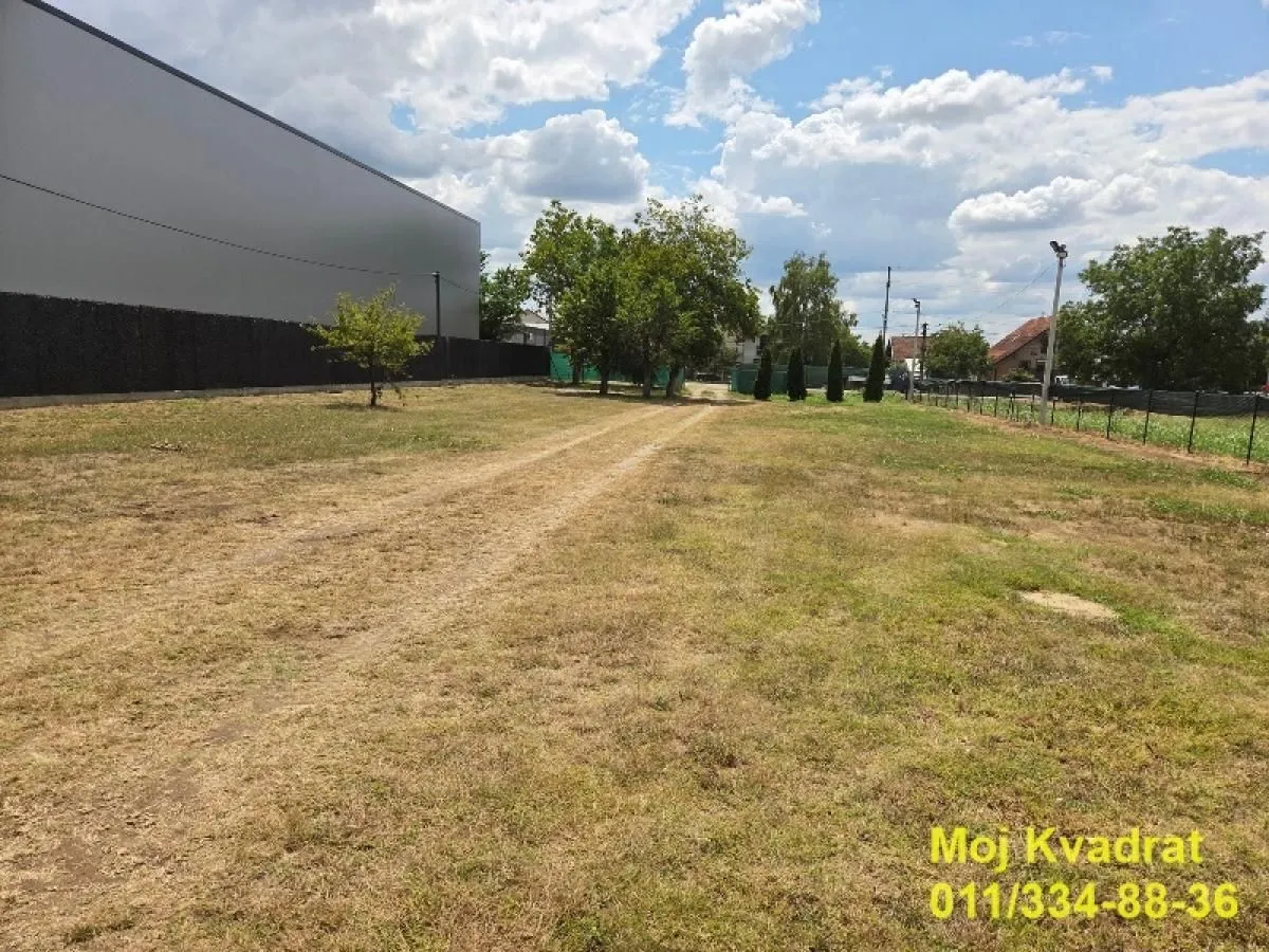 Rent, land lot, 1900m², Surčin, Beograd