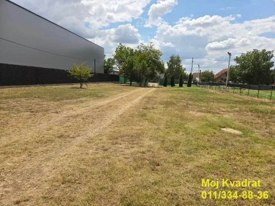 Rent, land lot, 1900m², Surčin, Beograd
