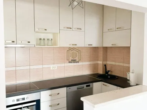 Izdavanje, jednosoban stan, 40m², Stari Aerodrom, Podgorica - image 6