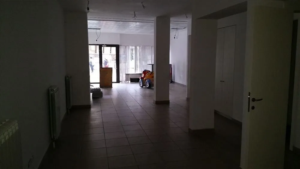 Rent, office space, 81m², Grocka, Beograd