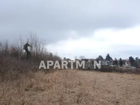 Zemljište in Arnajevo