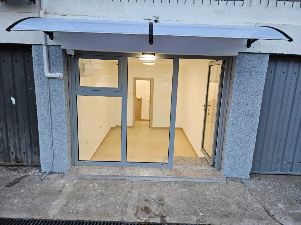 Rent, office space, 18m², Preko Morače, Podgorica